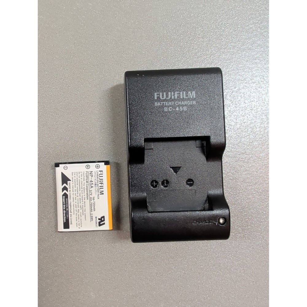 Olympus Stylus 840 8.0MP Digital Camera Black 5x Optical Zoom Kit with Case - Picture 11 of 14